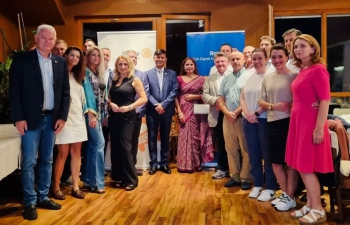 Ambassador Srivastava gave a presentation to the Rotary klub Zagreb Medveščak on Transformational Aspirations & Journey of #NewIndia and New Opportunities for Croatia. The session was attended, amongst others, by Mr Josip Pavić, Advisor for Sport, Ministry of Tourism and Sports of Croatia, 2012 & 2016 Olympics Gold & Silver medal winner in Water Polo & Mr. Davor Štern, former Foreign Minister of Croatia and currently represented in the city assembly of the City of Zagreb, and many other important dignitaries members of the club.